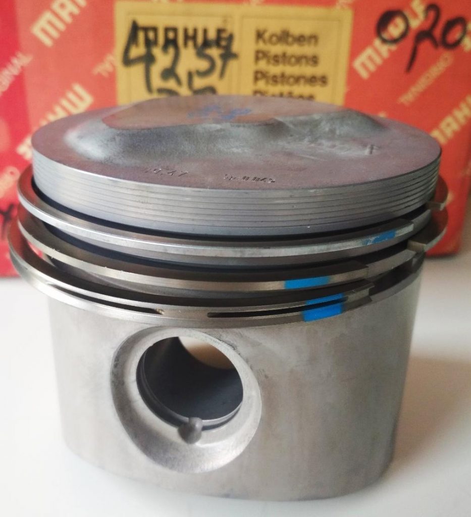 MAHLE Pistons 0821002 for BMW M10B20